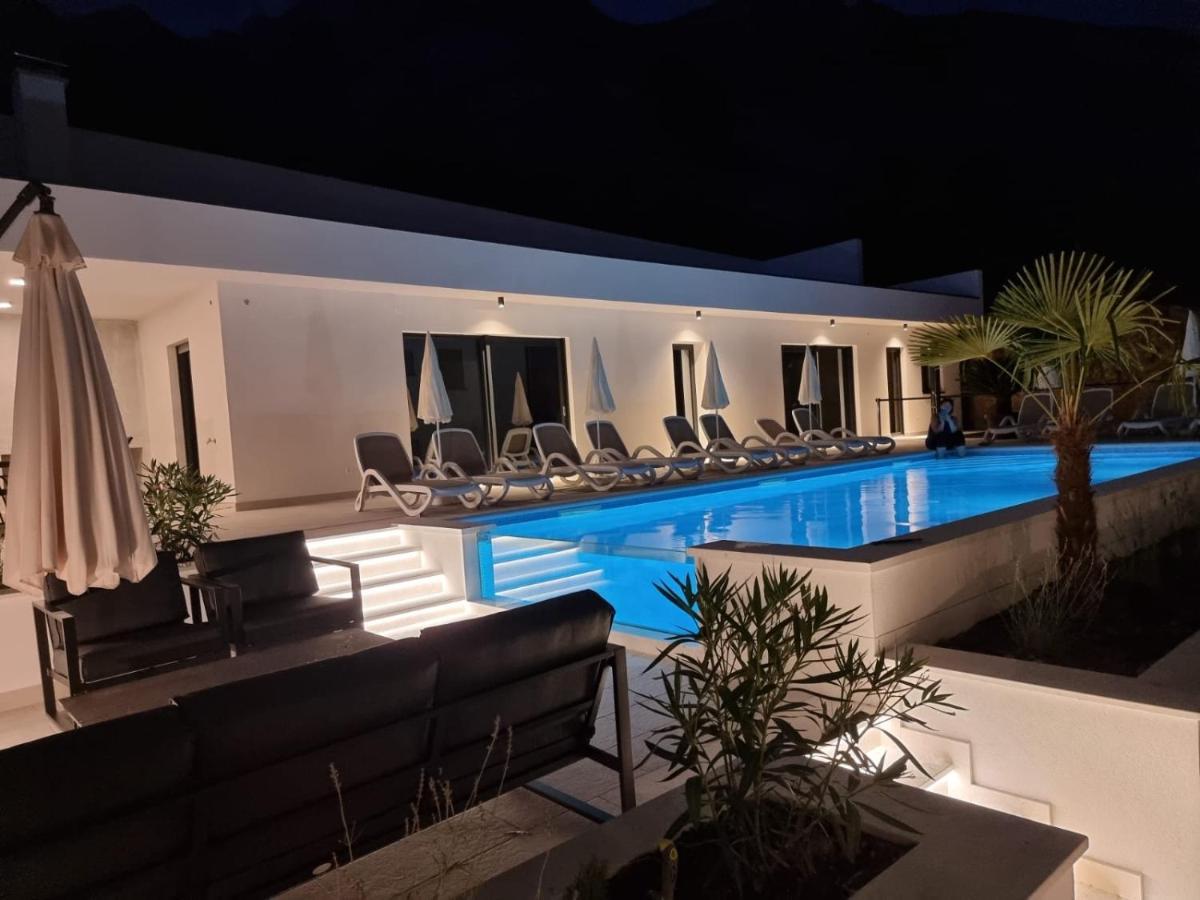Villa Medak Макарска Екстериор снимка